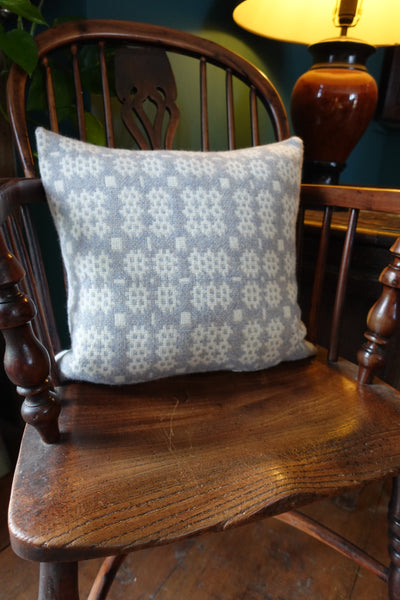 Welsh Tapestry Cushion - Glas Golau & Gwyn