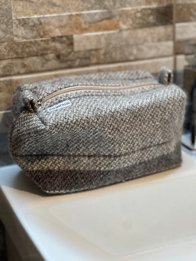 Woollen Welsh Tweed Wash bag