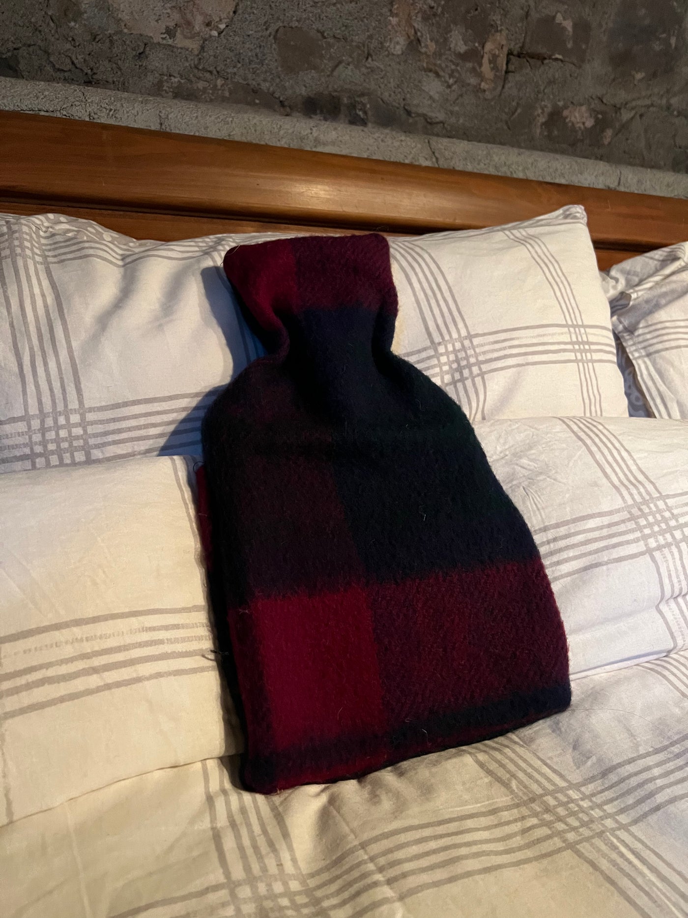 Gaeaf Cynnes Hot Water Bottle