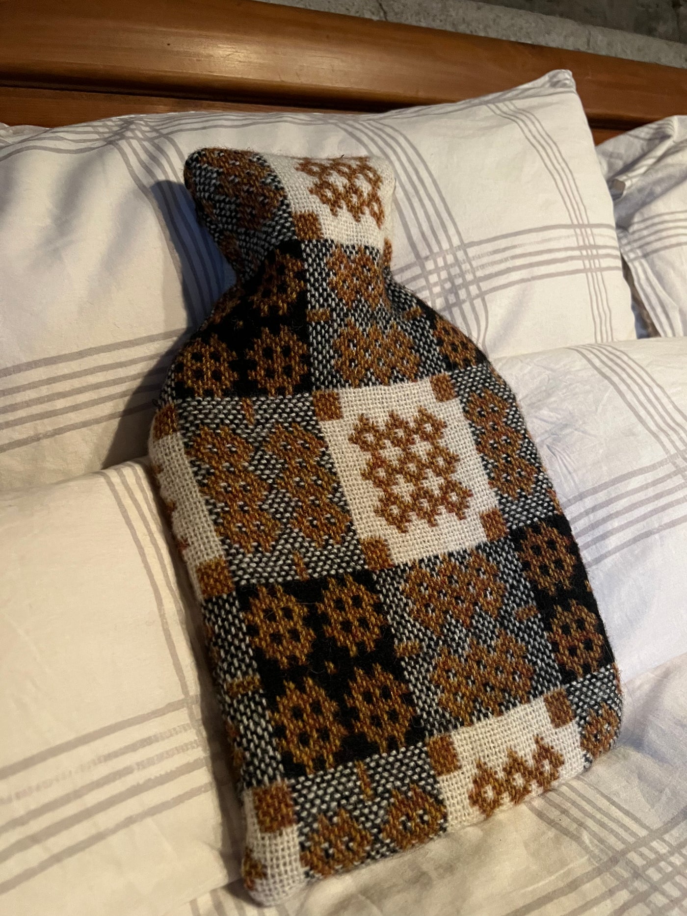 Welsh Tapestry Hot Water Bottle Cover – Brown, Du & Gwyn