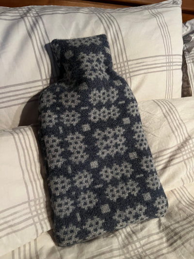 Welsh Tapestry Hot Water Bottle Cover – Glas Golau & Llwyd