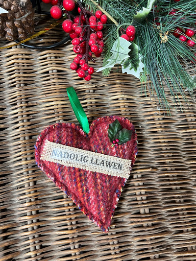 Woollen Christmas Heart Decoration (red)