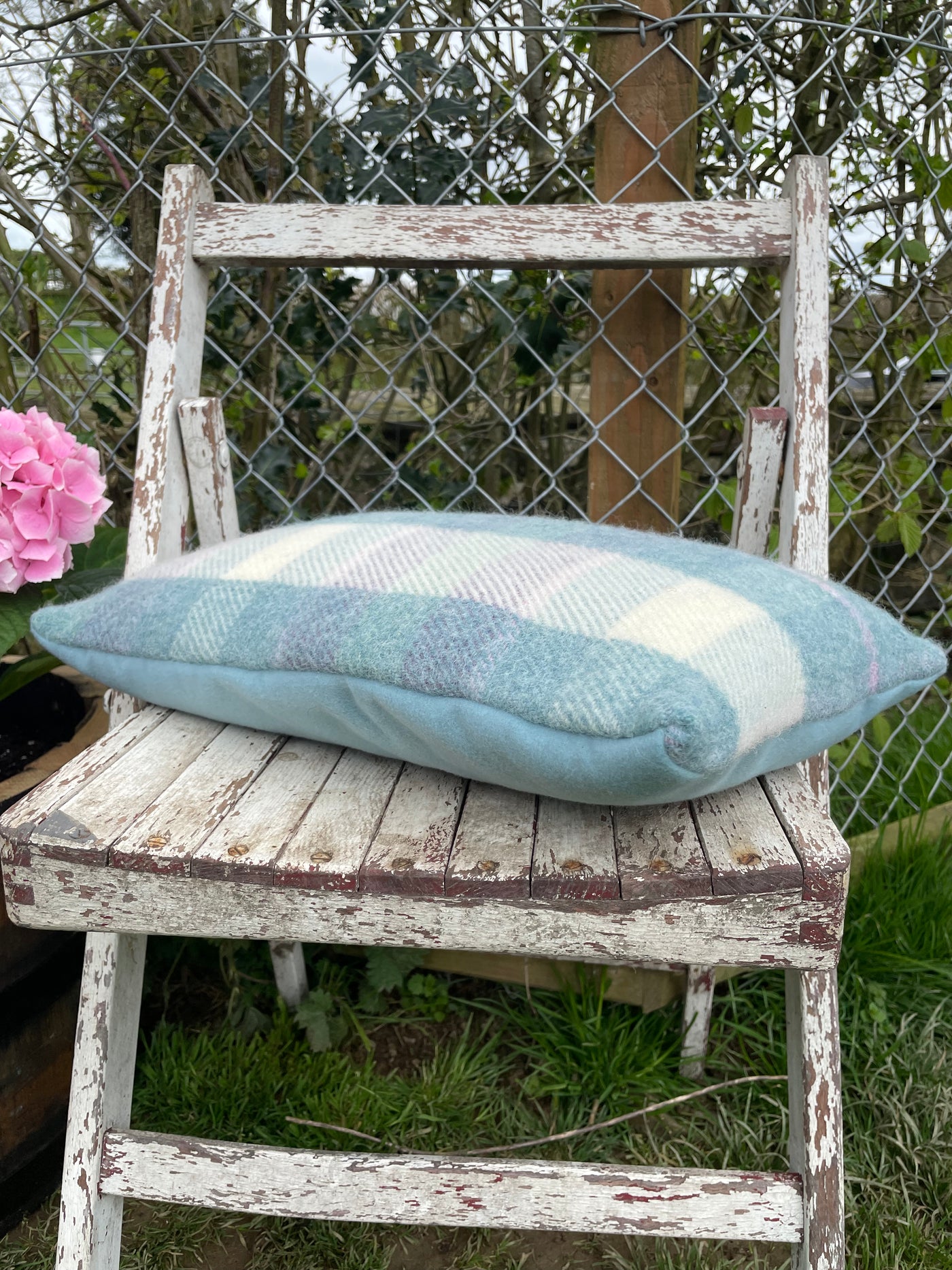 Welsh Tweed Pastel Cushion - Hydrangea